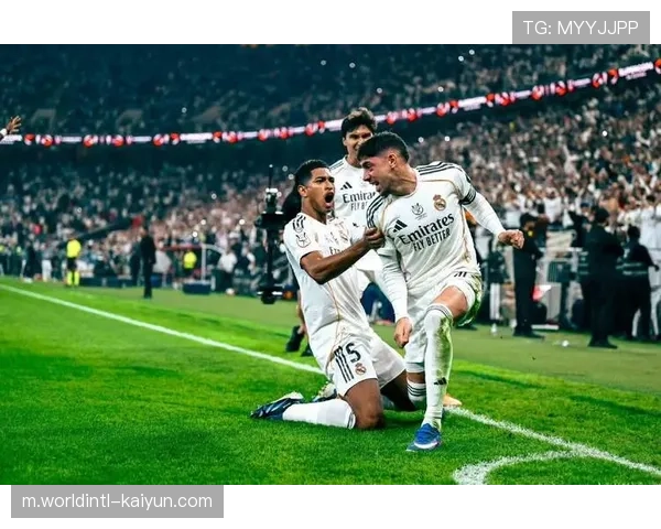 皇马菱形中场攻守平衡 巴尔韦德前插成破解密集防守变招